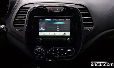 Renault QM3 2016 1.5 Автомат в Москве № 147099, миниатюра 6