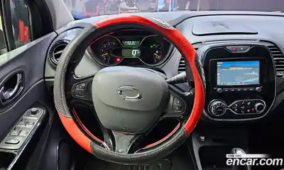 Renault QM3 2016 1.5 Автомат в Москве № 147099, миниатюра 9