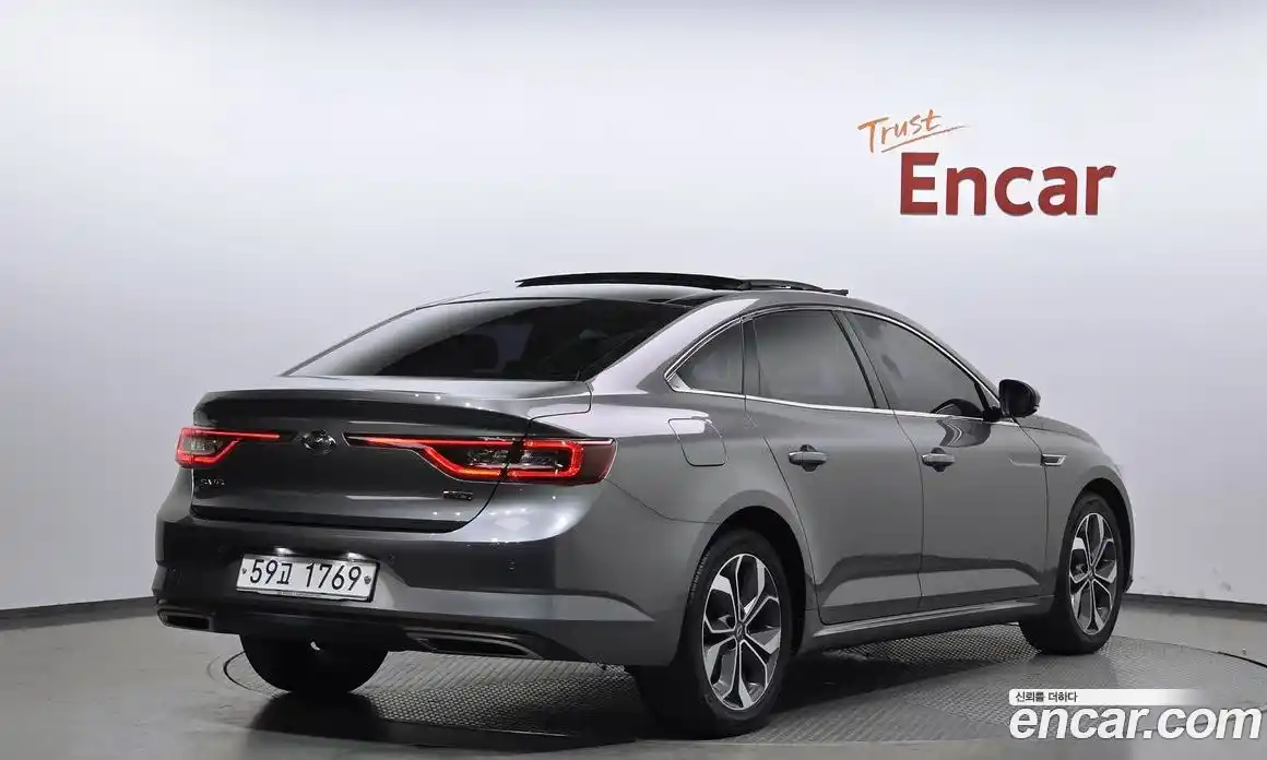 Renault SM6 2019 1.6 Автомат в Москве № 148066, фото 11