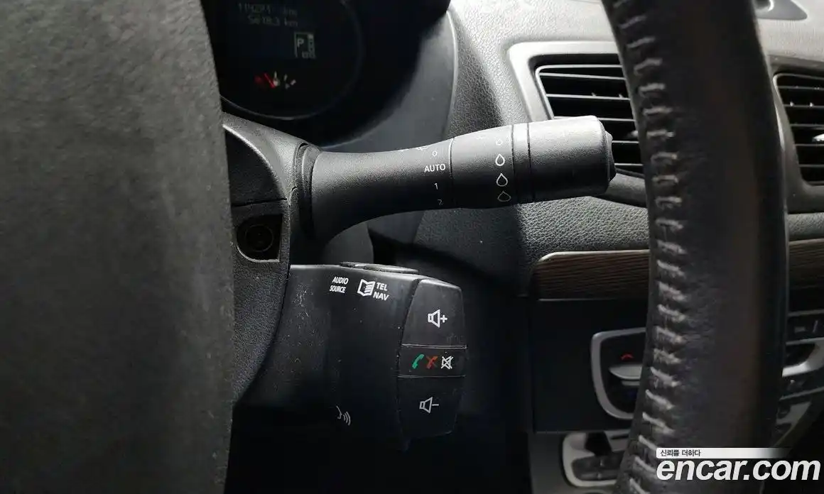 Renault SM3 2010 1.6 Автомат в Москве № 148322, фото 15