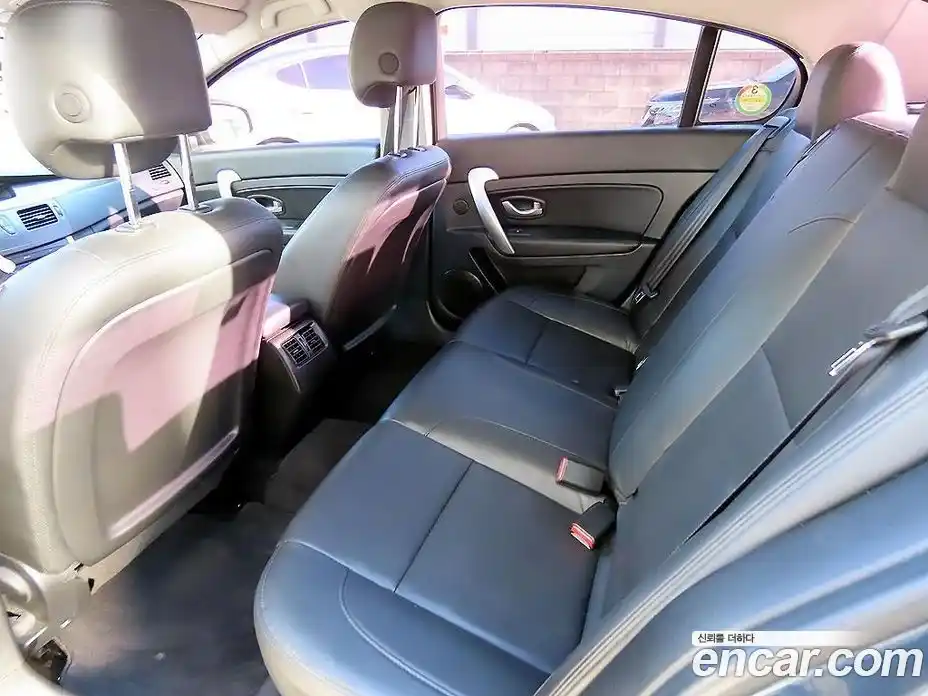 Renault SM5 2015 2.0 Автомат в Москве № 152395, фото 6