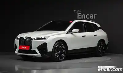 BMW iX 2024 0.3 Автомат в Москве № 153663, миниатюра 12