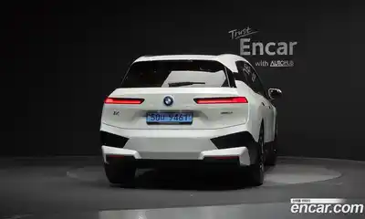 BMW iX 2024 0.3 Автомат в Москве № 153663, миниатюра 5