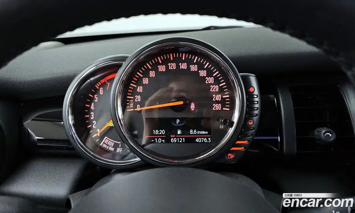 Mini Cooper 2016 1.5 Автомат в Москве № 153997, фото 8