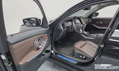 BMW 3-Series 2022 2.0 Автомат в Москве № 155282, миниатюра 11