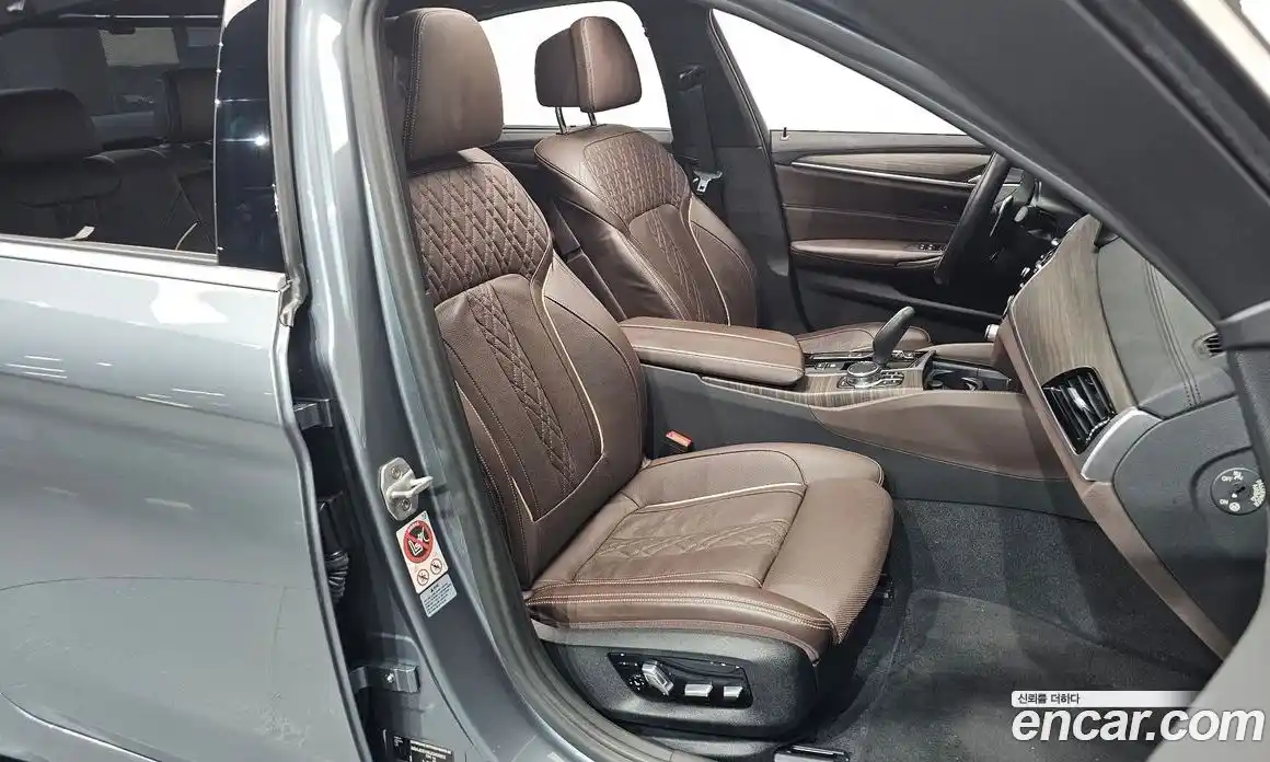 BMW 5-Series 2018 2.0 Автомат в Москве № 155366, фото 14