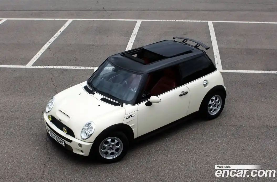 Mini Cooper 2006 1.6 Автомат в Москве № 156005, фото 18