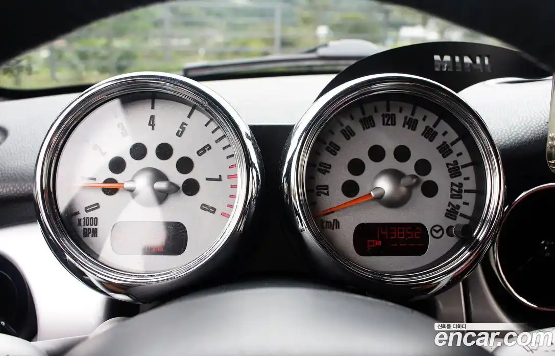 Mini Cooper 2006 1.6 Автомат в Москве № 156005, фото 8