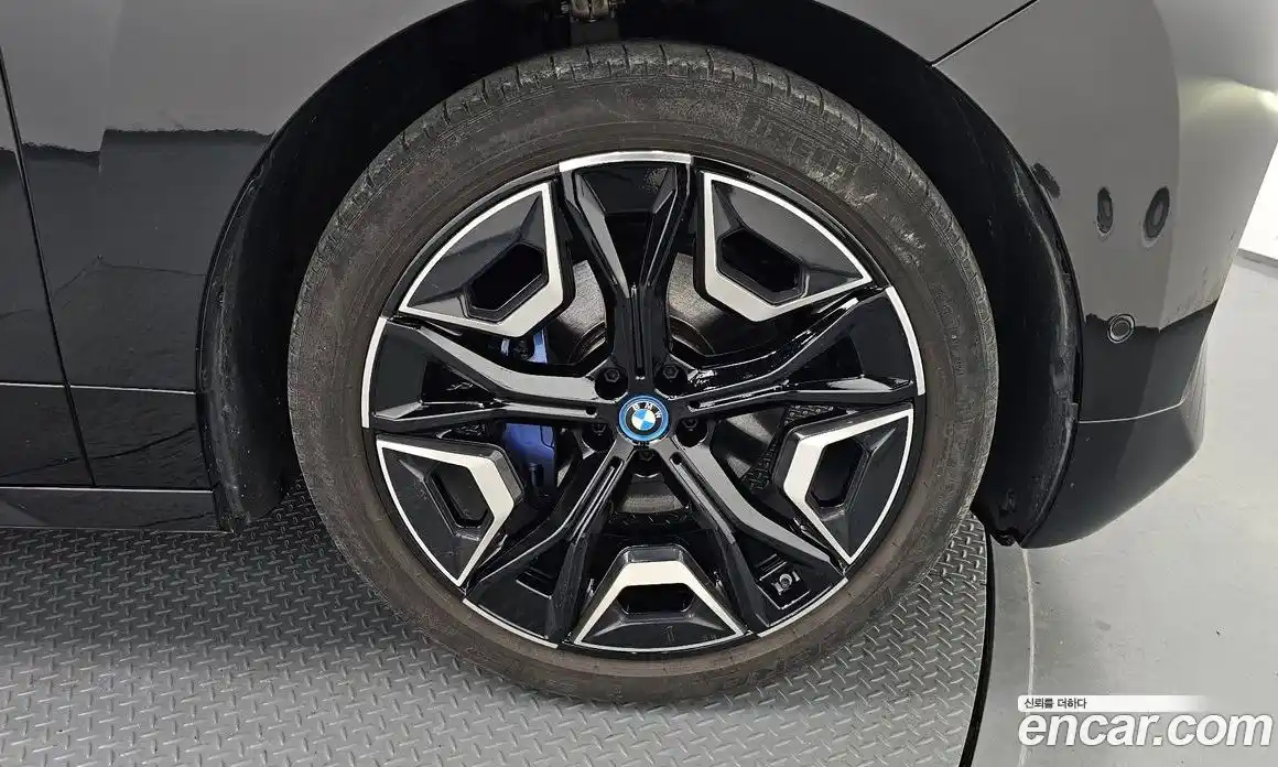 BMW iX 2022 1.7 Автомат в Москве № 157377, фото 5