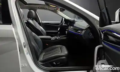 BMW 5-Series 2018 2.0 Автомат в Москве № 159342, миниатюра 4