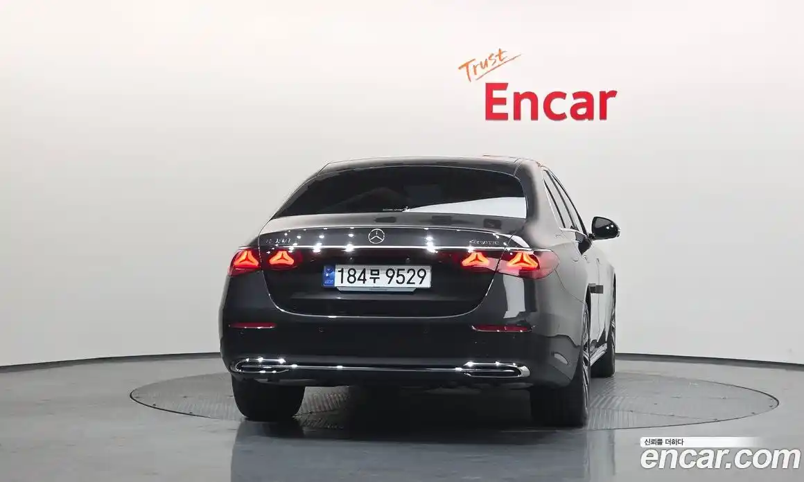 Mercedes-Benz E-Class 2025 2.0 Автомат в Москве № 160089, фото 15