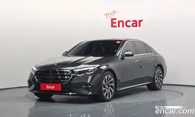 Mercedes-Benz E-Class 2025 2.0 Автомат в Москве № 160089, миниатюра 2