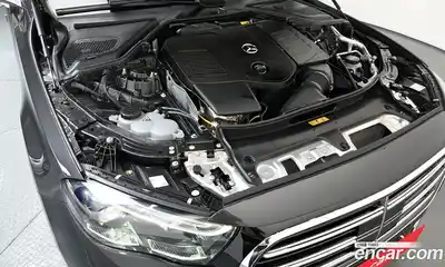 Mercedes-Benz E-Class 2025 2.0 Автомат в Москве № 160089, миниатюра 5