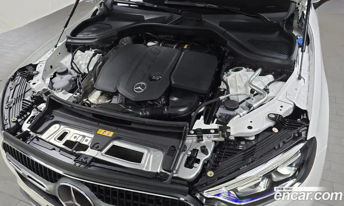 Mercedes-Benz GLC-Class 2024 2.0 Автомат в Москве № 160245, фото 2