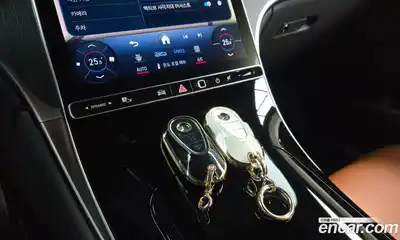 Mercedes-Benz GLC-Class 2024 2.0 Автомат в Москве № 160245, миниатюра 10