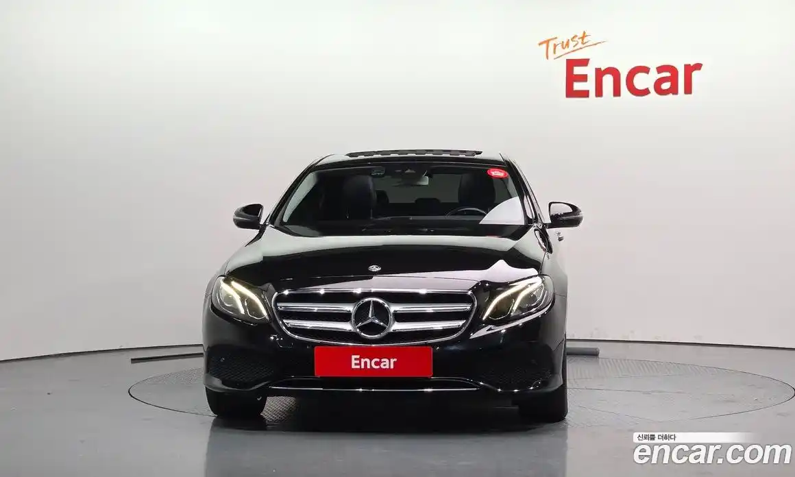 Mercedes-Benz E-Class 2019 2.0 Автомат в Москве № 160901, фото 13