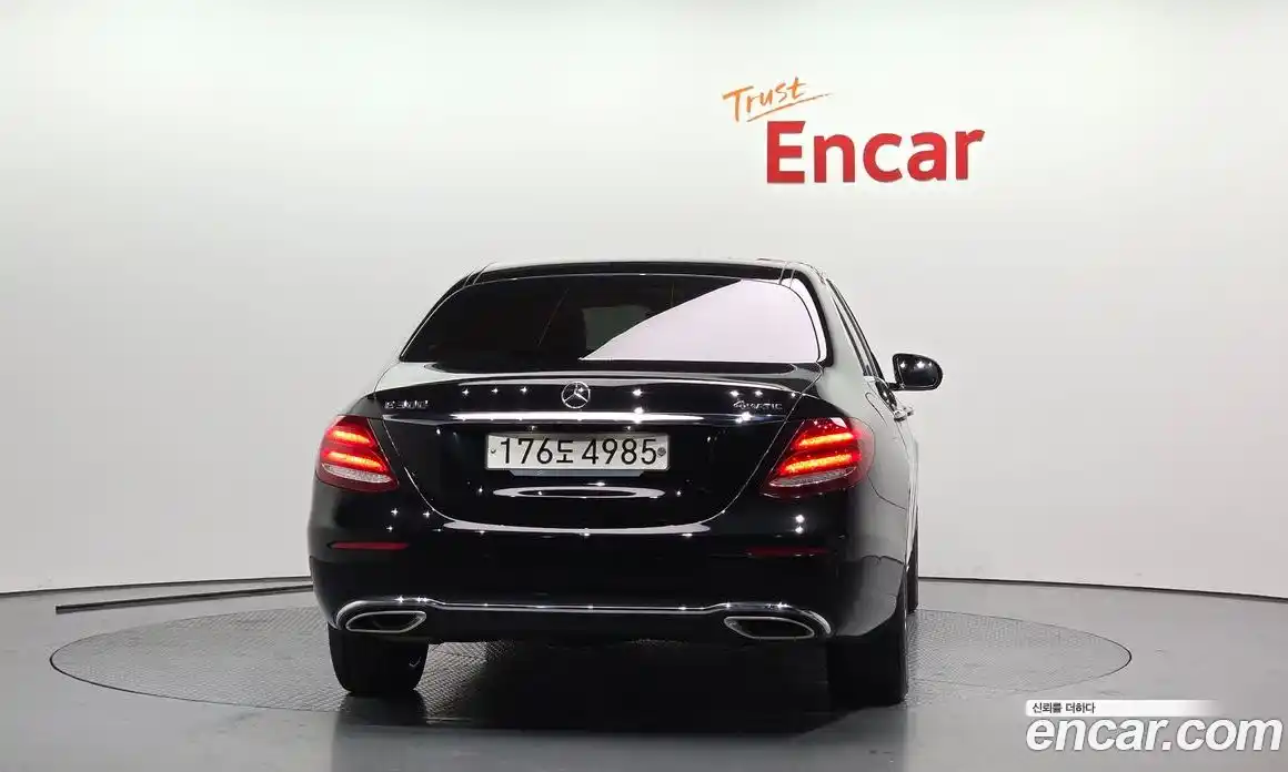 Mercedes-Benz E-Class 2019 2.0 Автомат в Москве № 160901, фото 16