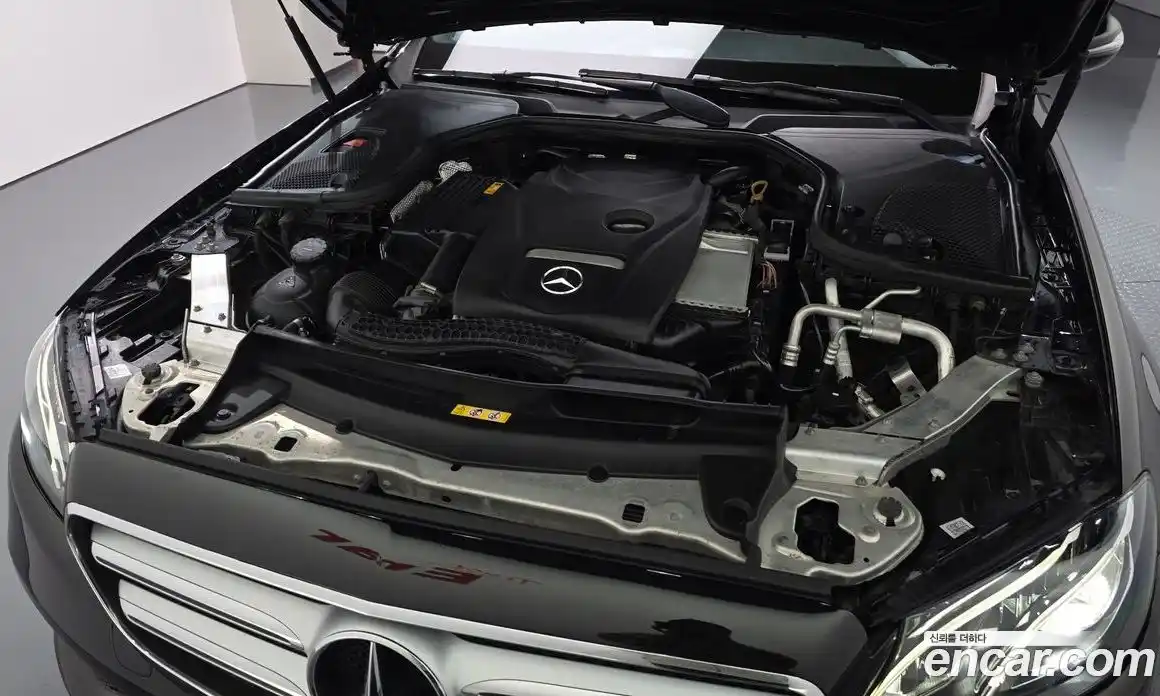 Mercedes-Benz E-Class 2019 2.0 Автомат в Москве № 160901, фото 17