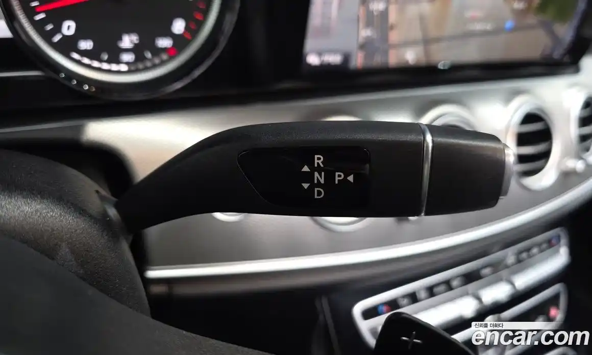 Mercedes-Benz E-Class 2019 2.0 Автомат в Москве № 160901, фото 9