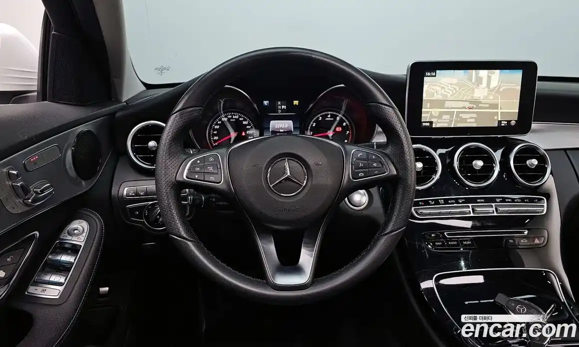Mercedes-Benz C-Class 2017 2.0 Автомат в Москве № 161088, фото 13