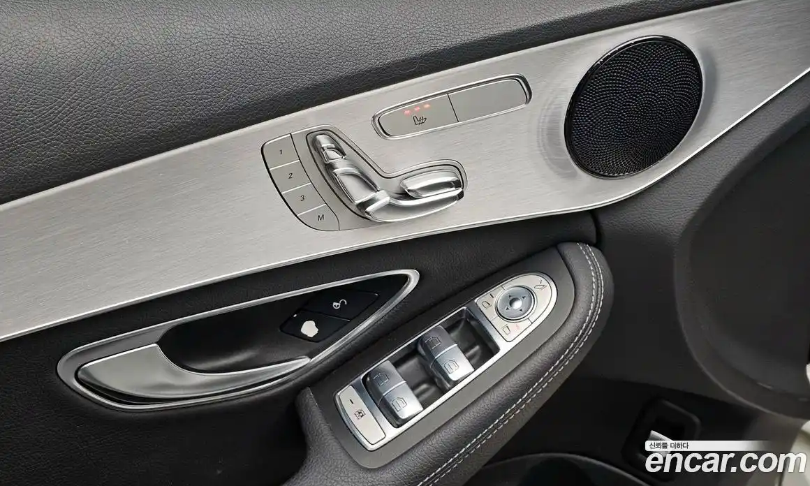 Mercedes-Benz C-Class 2017 2.0 Автомат в Москве № 161088, фото 17