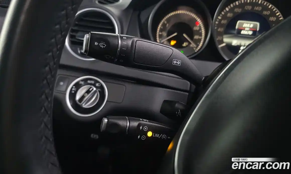 Mercedes-Benz C-Class 2013 1.8 Автомат в Москве № 161604, фото 11