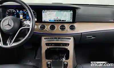 Mercedes-Benz E-Class 2021 2.0 Автомат в Москве № 162083, миниатюра 11