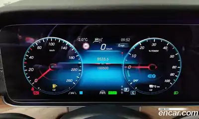 Mercedes-Benz E-Class 2021 2.0 Автомат в Москве № 162083, миниатюра 12