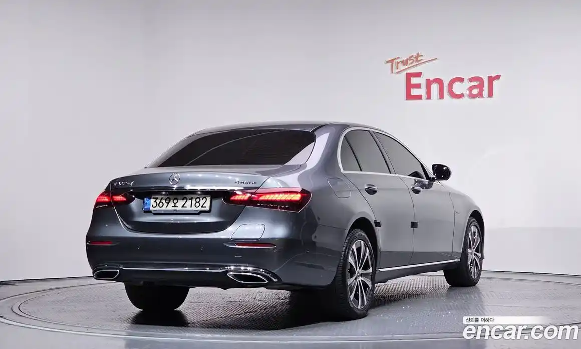 Mercedes-Benz E-Class 2021 2.0 Автомат в Москве № 162083, фото 18