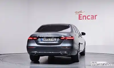 Mercedes-Benz E-Class 2021 2.0 Автомат в Москве № 162083, миниатюра 2