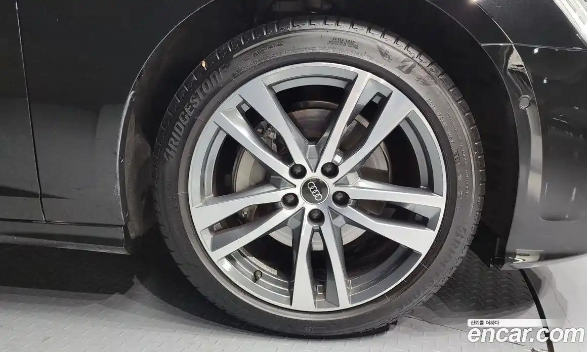 Audi A6 2023 2.0 Автомат в Москве № 162420, фото 3