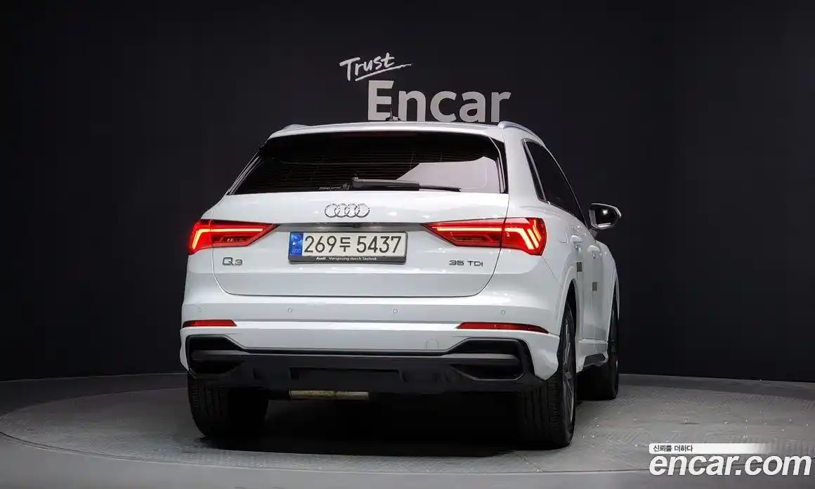 Audi Q3 2022 2.0 Автомат в Москве № 162855, фото 3