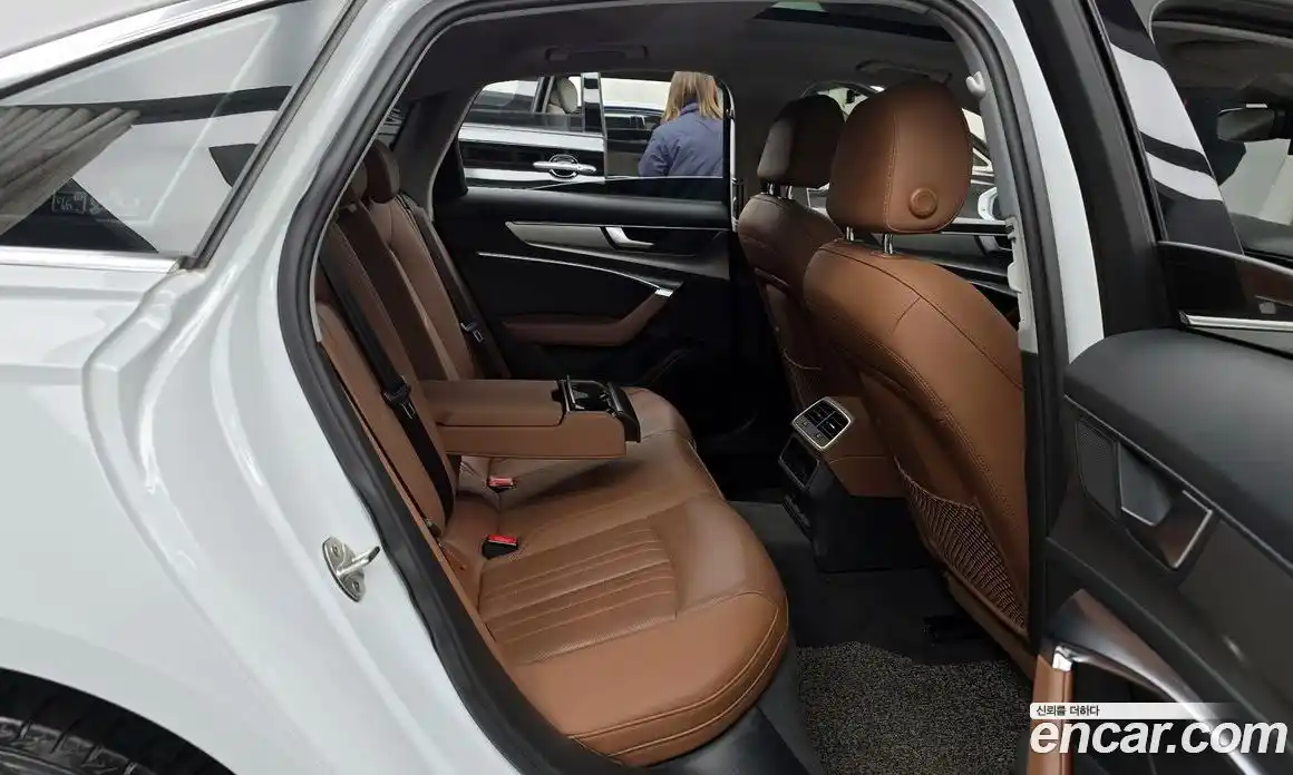 Audi A6 2020 2.0 Автомат в Москве № 162957, фото 15