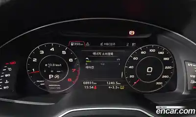 Audi Q7 2019 2.0 Автомат в Москве № 163217, миниатюра 2