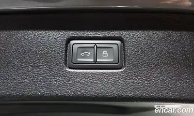 Audi Q7 2019 2.0 Автомат в Москве № 163217, миниатюра 9