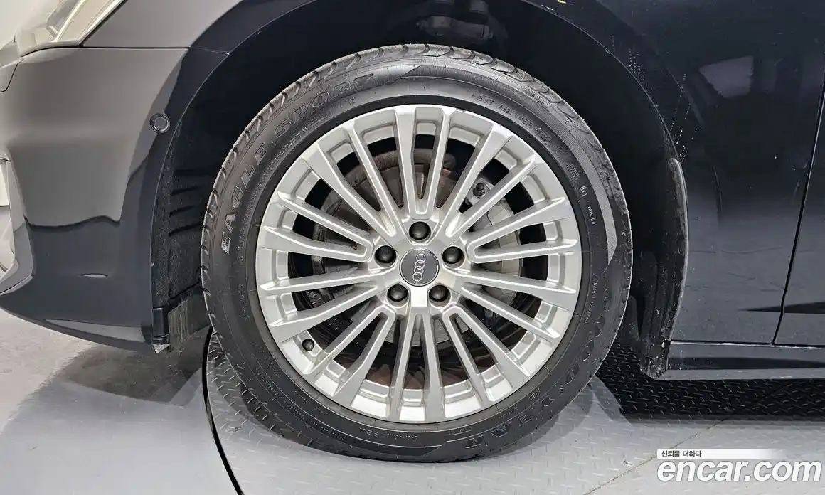 Audi A6 2021 2.0 Автомат в Москве № 163488, фото 17