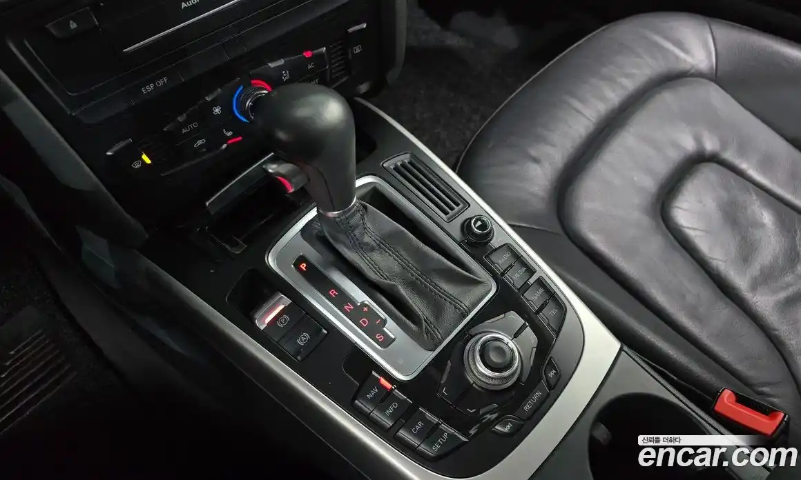 Audi A4 2010 2.0 Автомат в Москве № 163535, фото 4