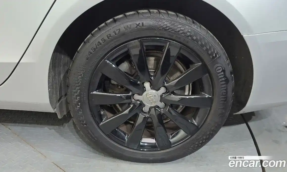 Audi A4 2010 2.0 Автомат в Москве № 163535, фото 9