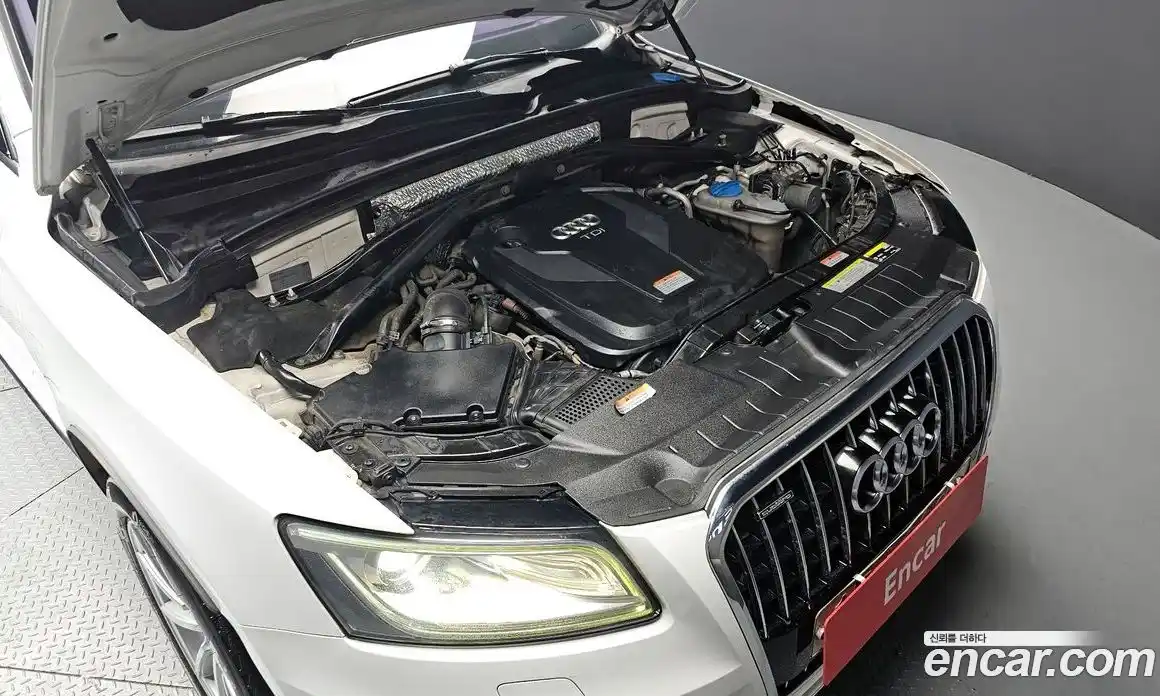 Audi Q5 2016 2.0 Автомат в Москве № 163801, фото 1