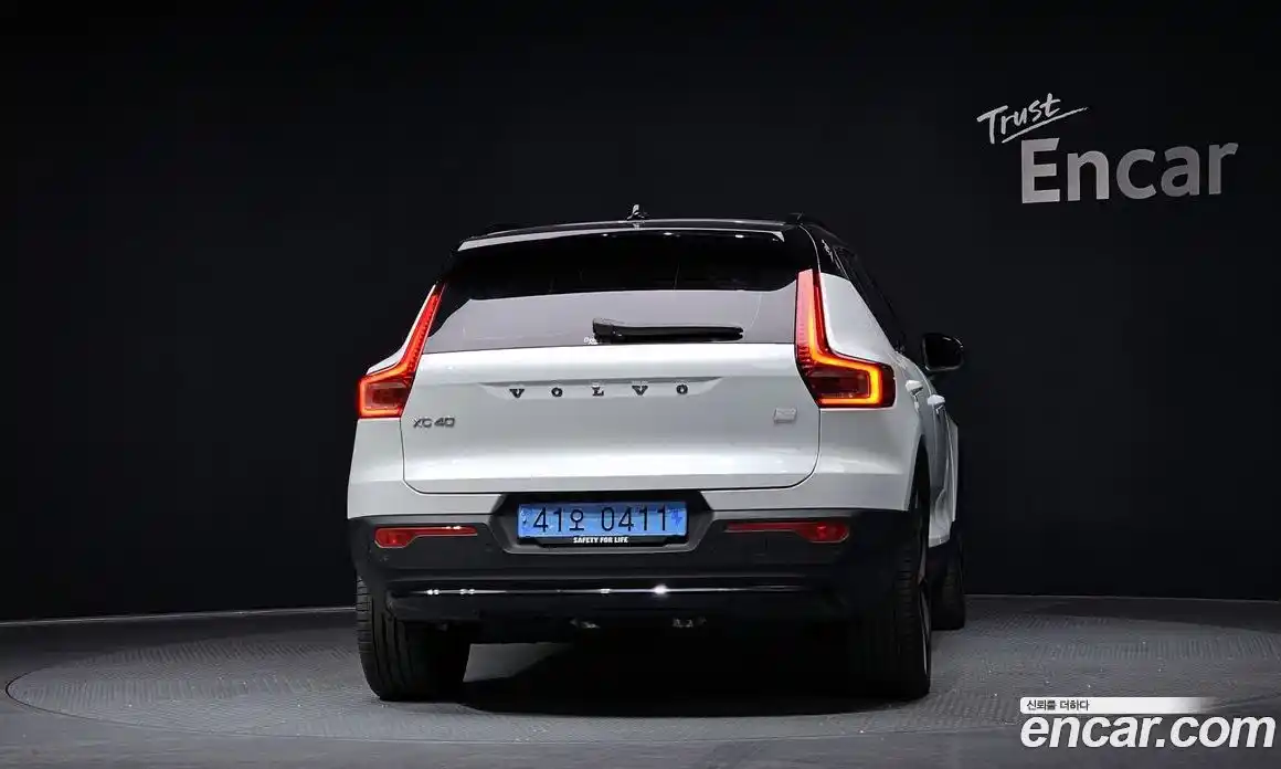 Volvo XC40 2024 0.2 Автомат в Москве № 164290, фото 11