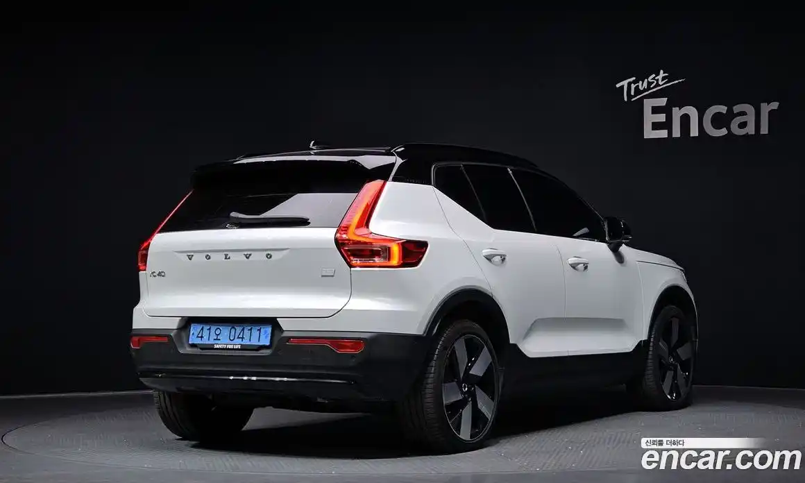 Volvo XC40 2024 0.2 Автомат в Москве № 164290, фото 5