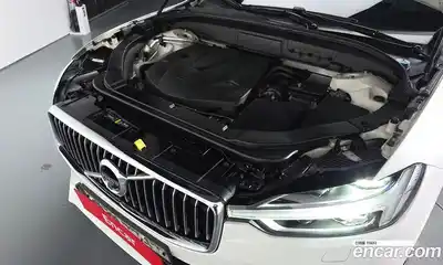 Volvo XC60 2020 2.0 Автомат в Москве № 164524, миниатюра 12