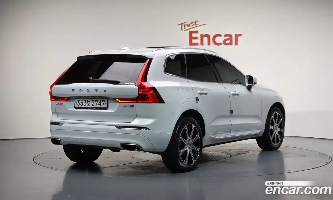 Volvo XC60 2020 2.0 Автомат в Москве № 164524, фото 10