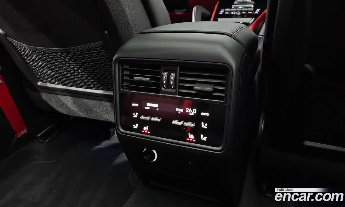 Porsche Cayenne 2024 3.0 Автомат в Москве № 164924, фото 18