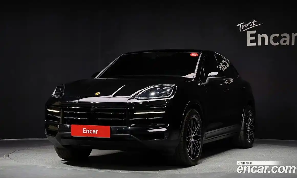 Porsche Cayenne 2024 3.0 Автомат в Москве № 165023, фото 1