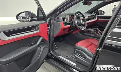 Porsche Cayenne 2024 3.0 Автомат в Москве № 165023, миниатюра 10