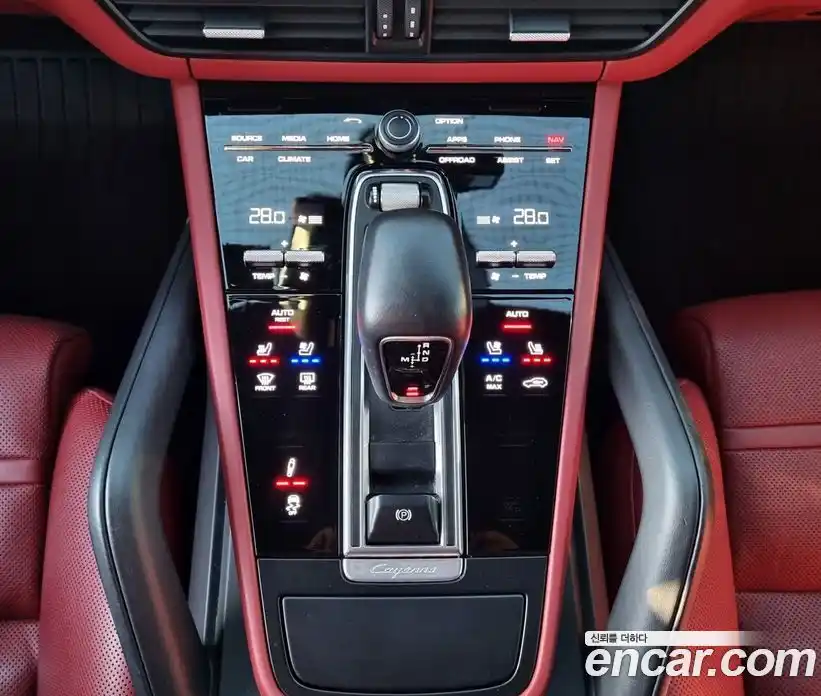 Porsche Cayenne 2020 3.0 Автомат в Москве № 165860, фото 18