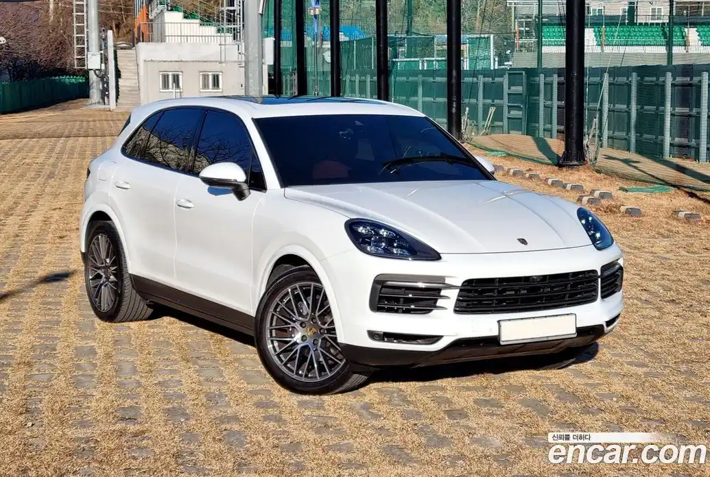 Porsche Cayenne 2020 3.0 Автомат в Москве № 165860, фото 4