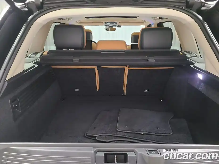 Land Rover Range-Rover 2021 3.0 Автомат в Москве № 166841, фото 16