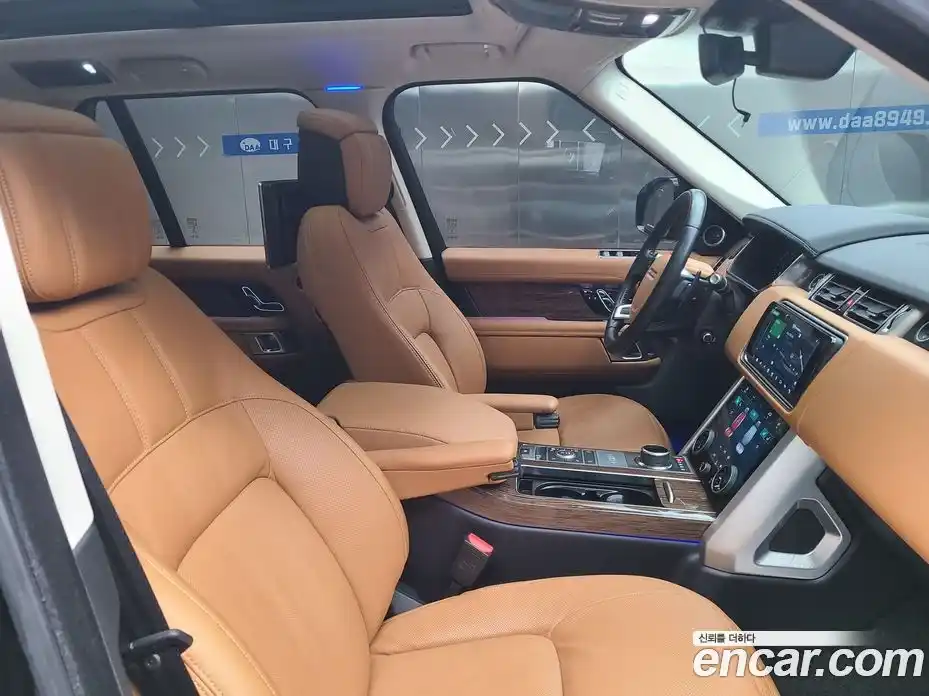 Land Rover Range-Rover 2021 3.0 Автомат в Москве № 166841, фото 17